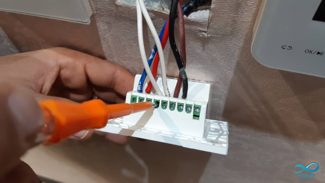 مراحل نصب کلید لمسی به صورت گام به گام